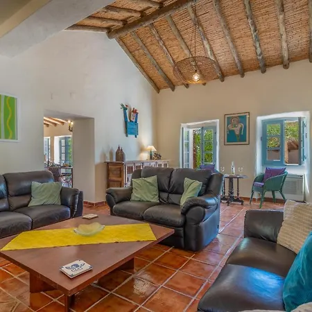 Morro Dos Anjos - Authentic With A View Just 3km From * オリョン